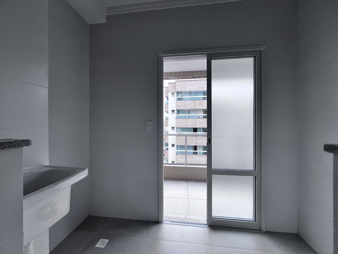 Apartamento à venda com 3 quartos, 81m² - Foto 4