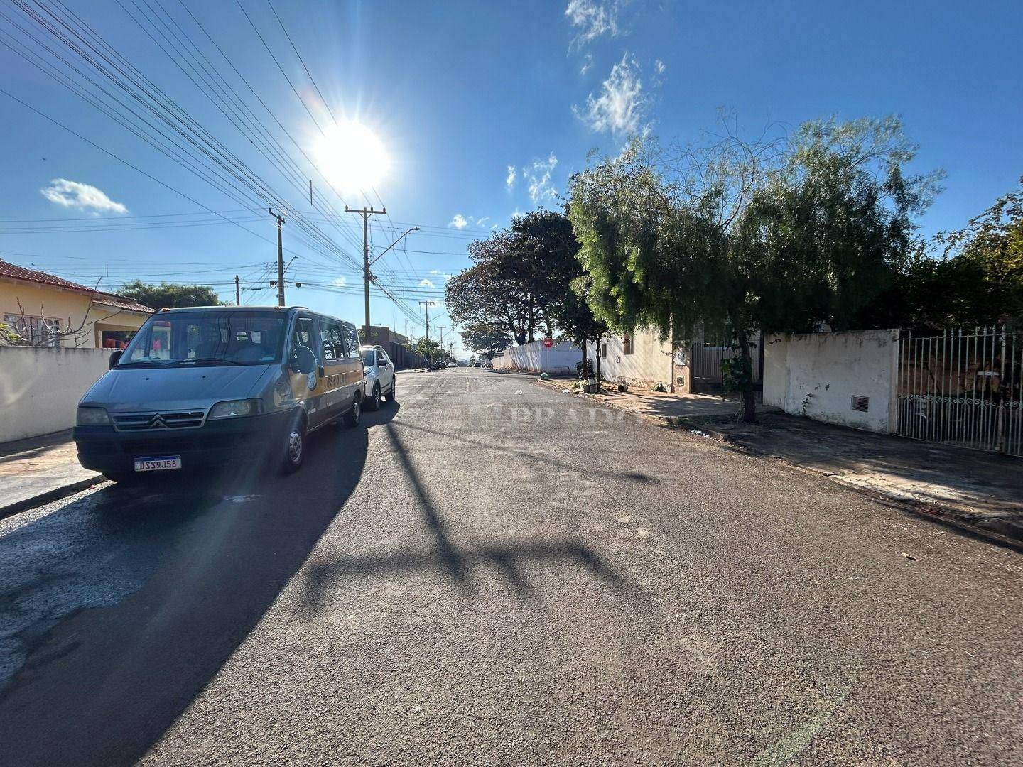 Casa para alugar com 3 quartos, 106m² - Foto 19