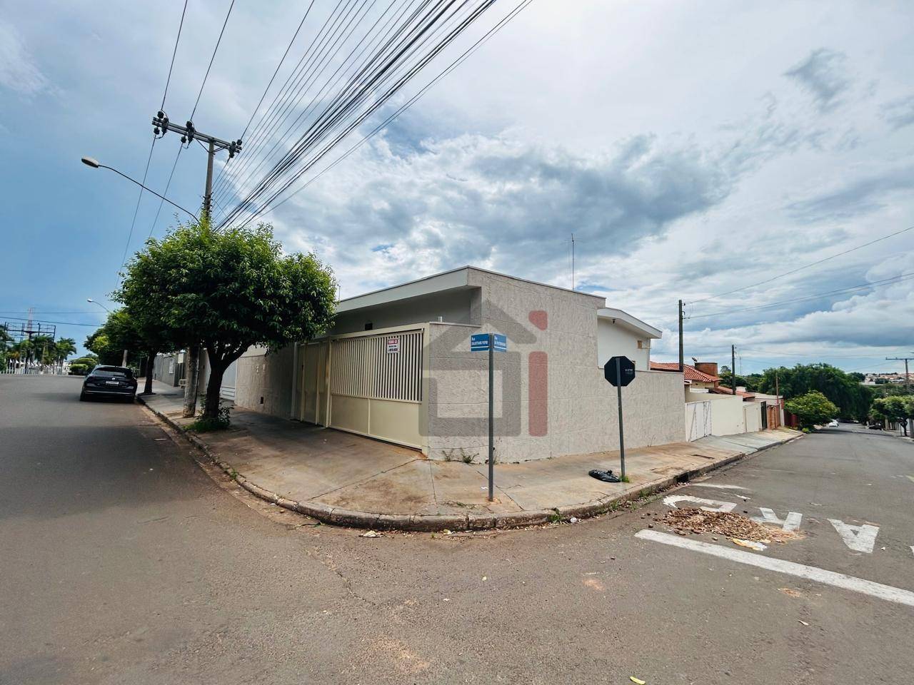 Casa, 3 quartos, 142 m² - Foto 2