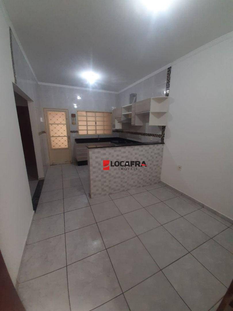 Casa à venda com 3 quartos, 100m² - Foto 12