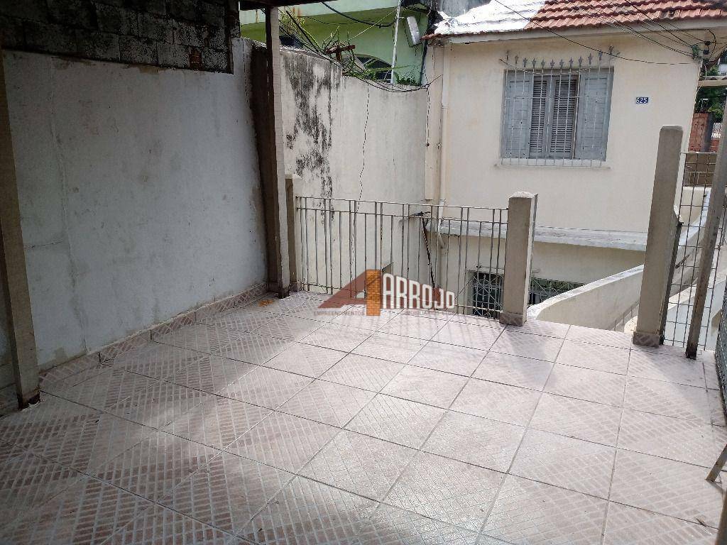 Casa para alugar com 1 quarto, 25m² - Foto 15