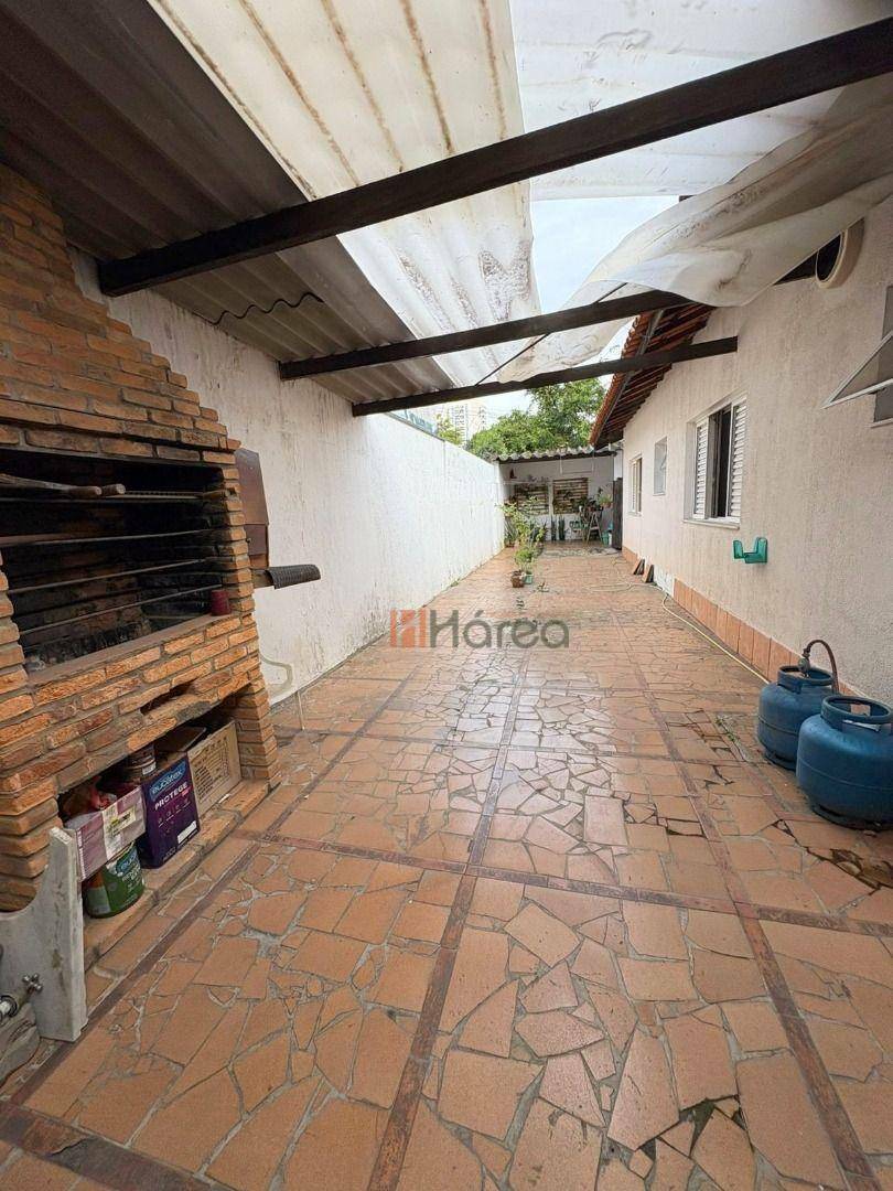 Casa à venda com 3 quartos, 344m² - Foto 6