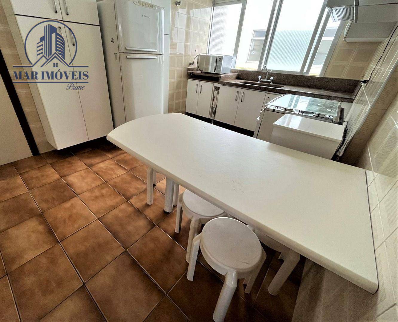 Apartamento à venda com 4 quartos, 200m² - Foto 17