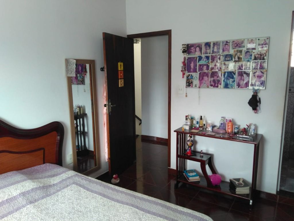 Sobrado à venda com 3 quartos, 188m² - Foto 2