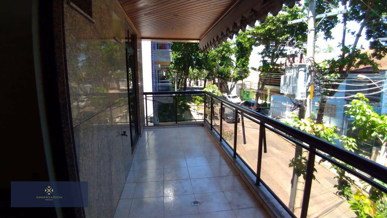 Apartamento à venda com 3 quartos, 106m² - Foto 1