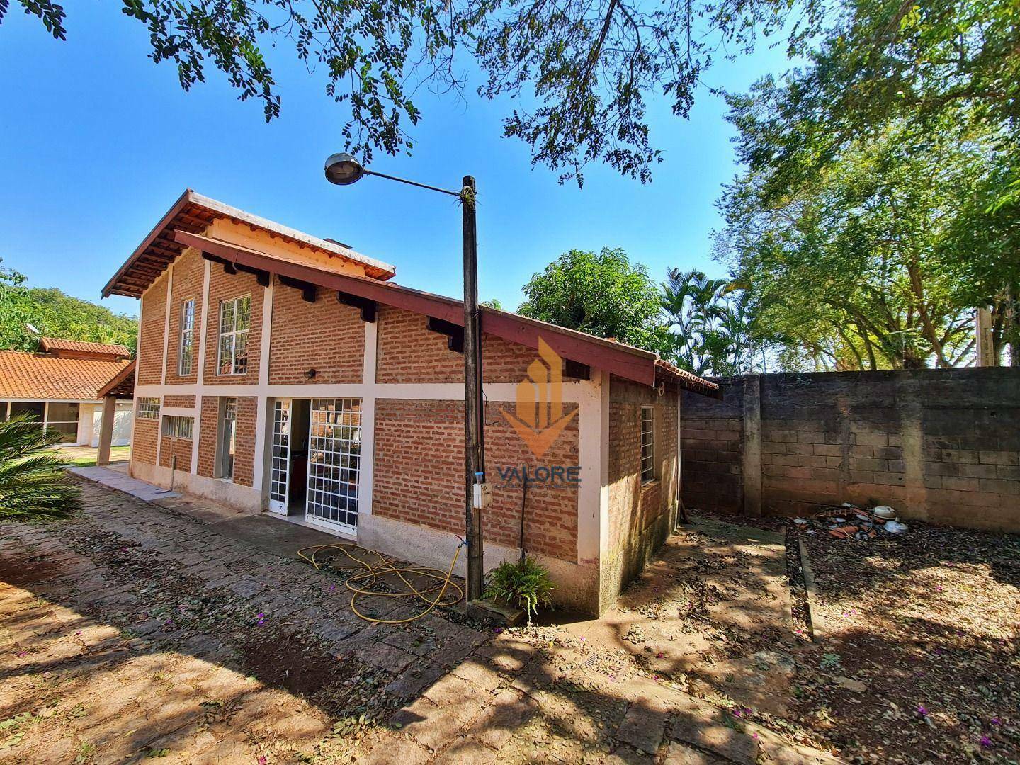 Casa à venda com 7 quartos, 397m² - Foto 2