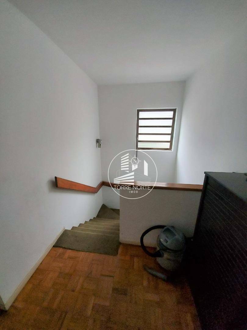 Sobrado à venda com 3 quartos, 224m² - Foto 23