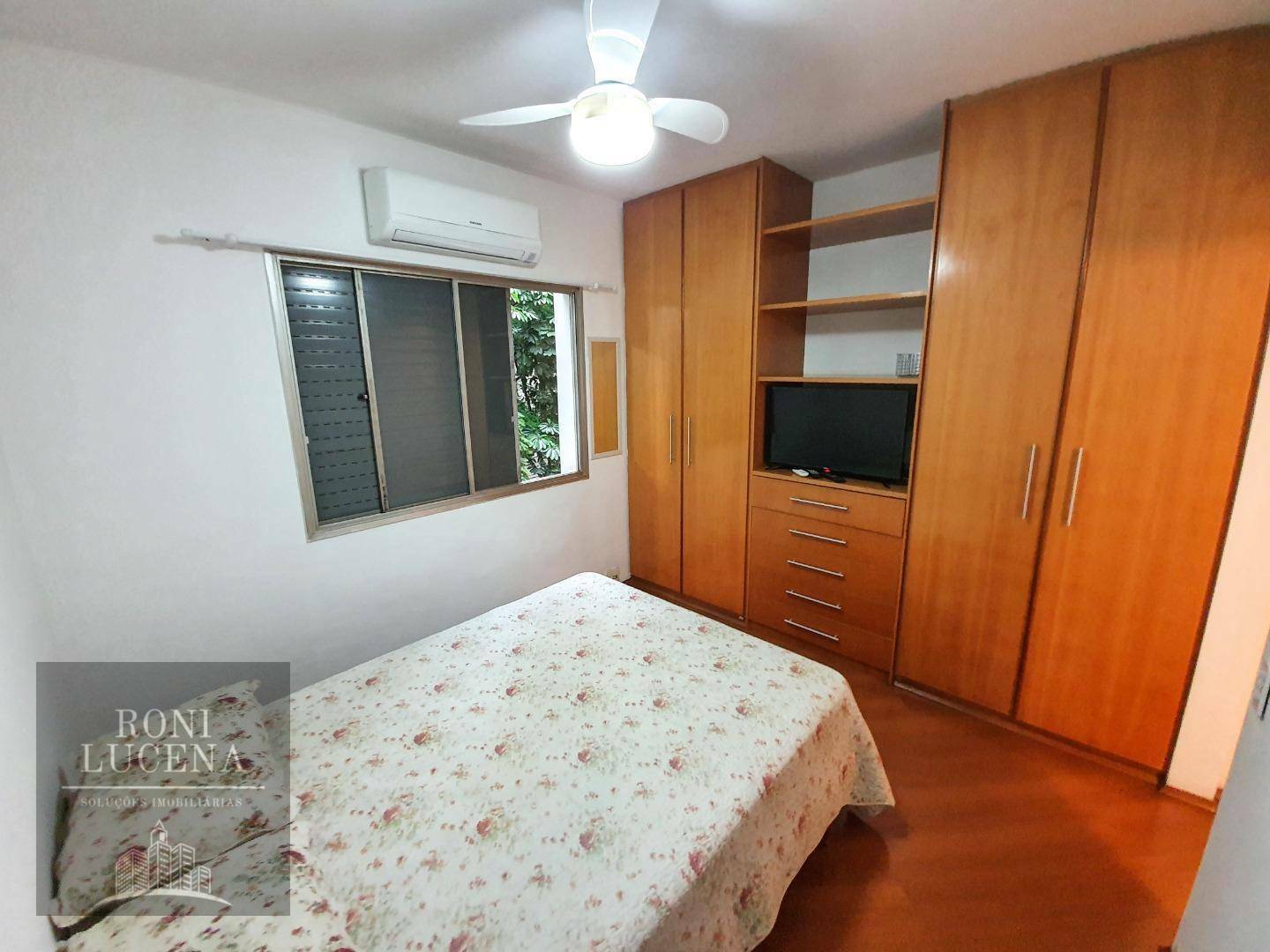 Apartamento para alugar com 2 quartos, 65m² - Foto 12