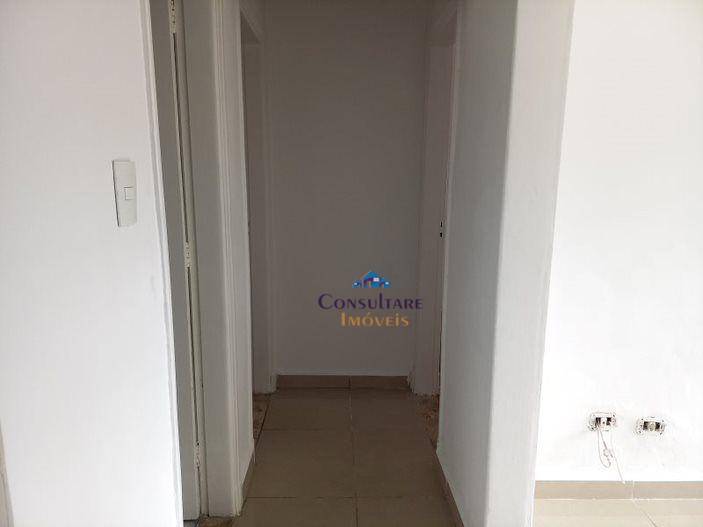 Apartamento à venda com 2 quartos, 69m² - Foto 6