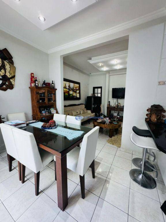 Casa à venda com 3 quartos, 130m² - Foto 3