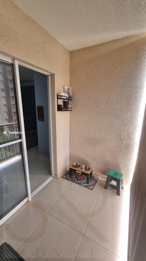 Apartamento à venda com 3 quartos, 67m² - Foto 8