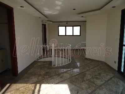 Apartamento para alugar com 3 quartos, 260m² - Foto 17