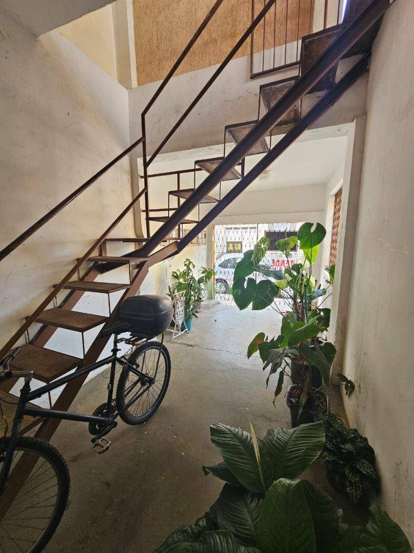 Casa de Condomínio à venda com 4 quartos, 160m² - Foto 21