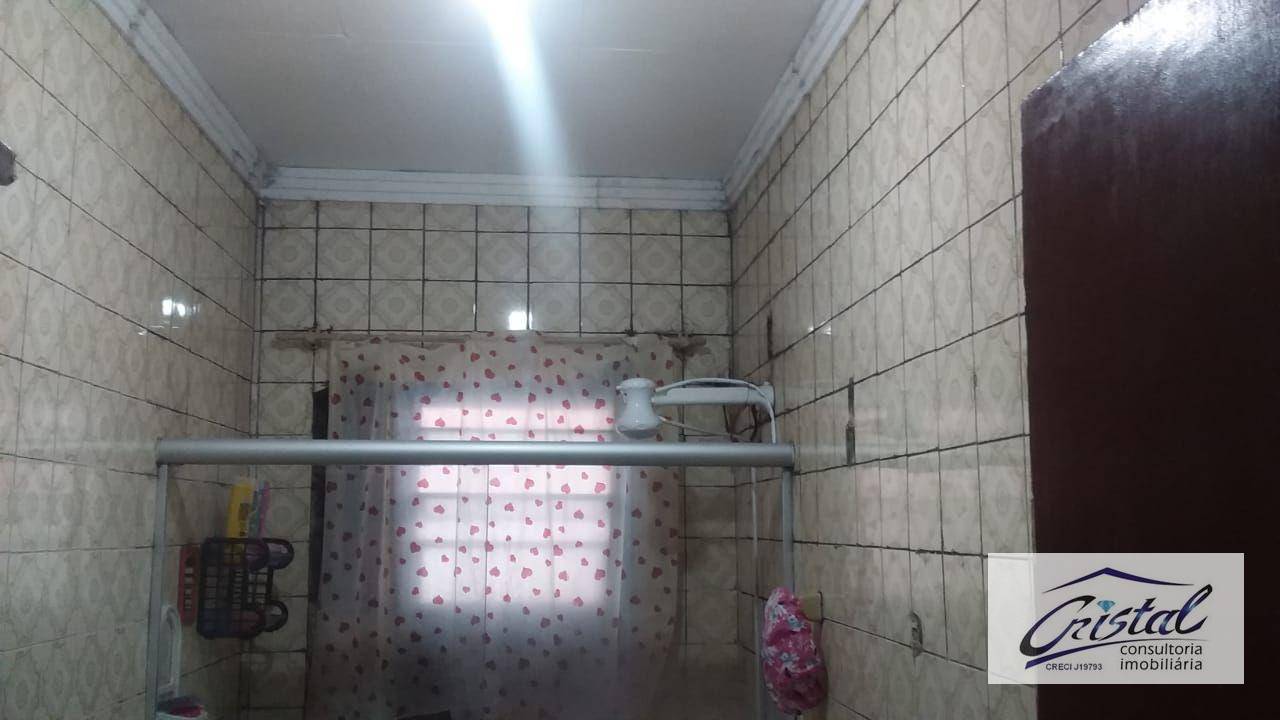 Casa à venda com 2 quartos, 200m² - Foto 7