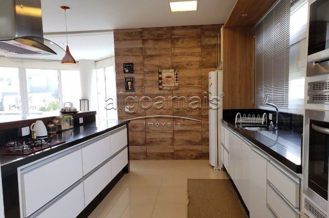 Casa de Condomínio à venda com 4 quartos, 260m² - Foto 11