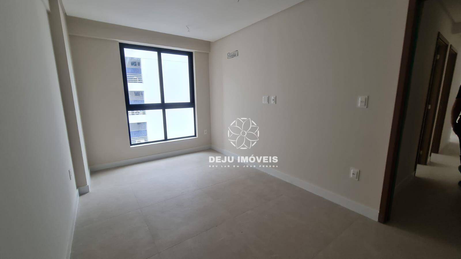 Apartamento à venda com 3 quartos, 77m² - Foto 3