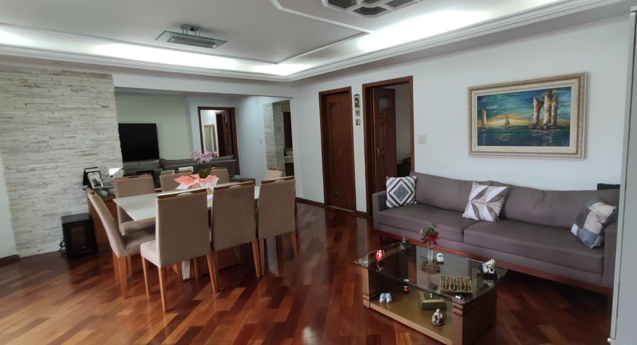 Apartamento à venda com 3 quartos, 143m² - Foto 2