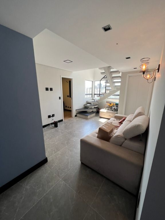 Cobertura à venda com 2 quartos, 90m² - Foto 3