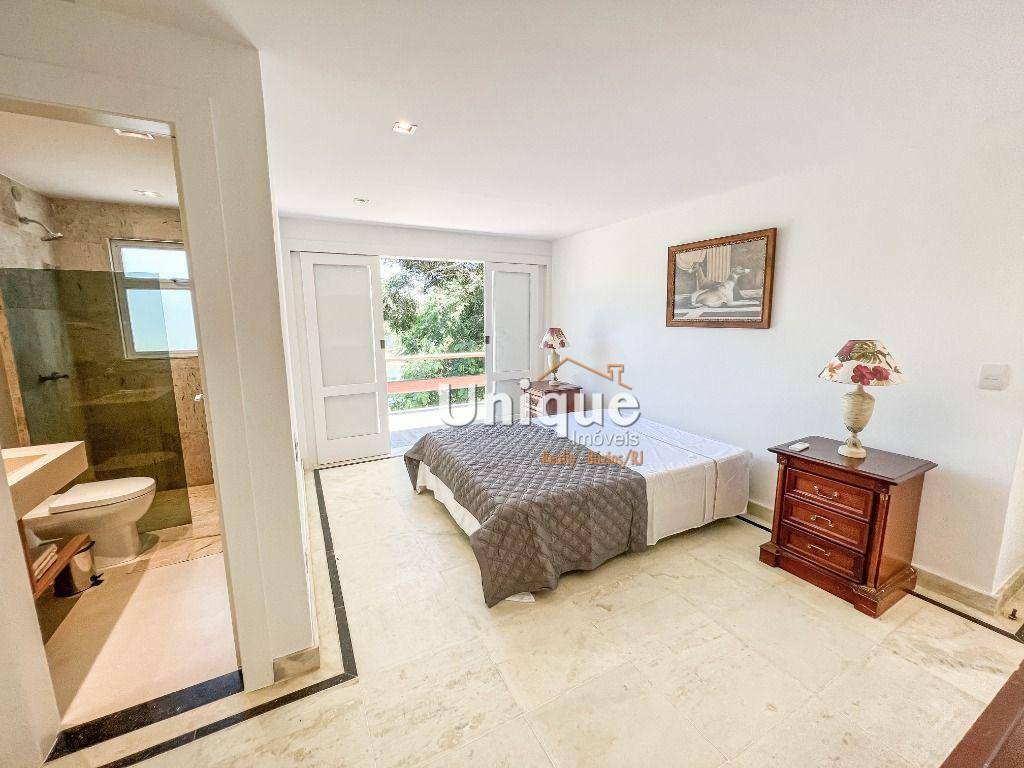 Casa à venda com 6 quartos, 600m² - Foto 22