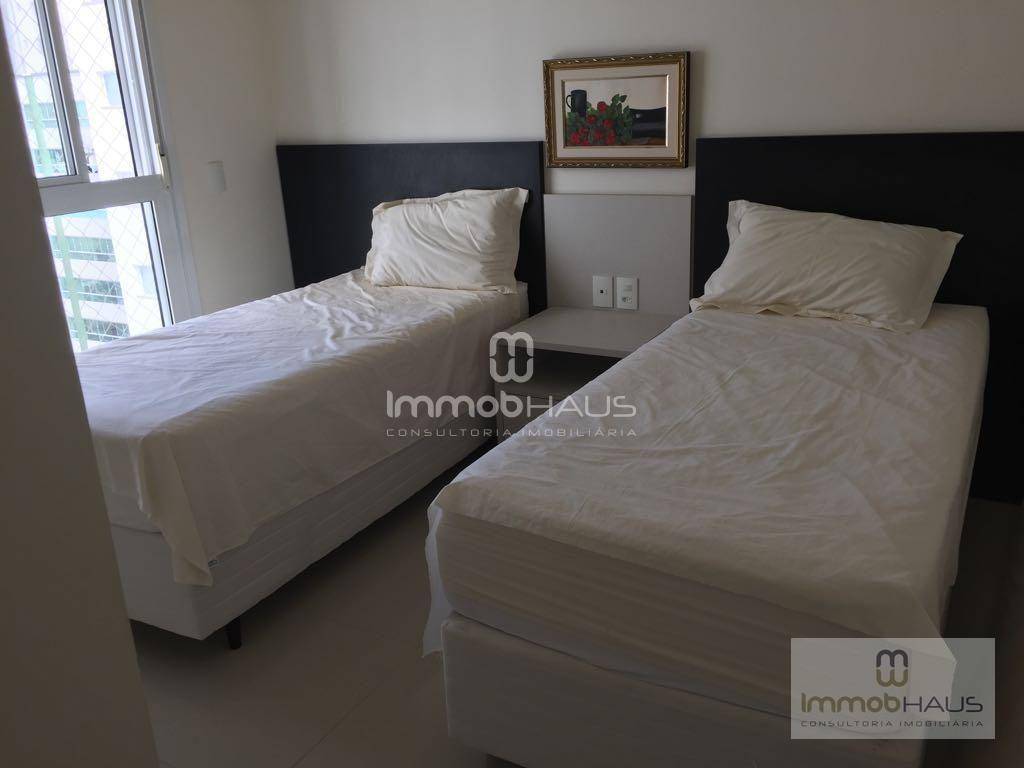 Apartamento à venda com 3 quartos, 130m² - Foto 11