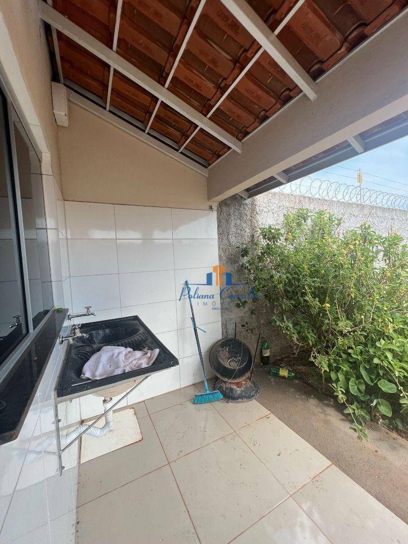 Casa à venda com 2 quartos, 80m² - Foto 18