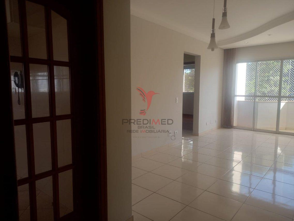 Apartamento à venda com 2 quartos, 77m² - Foto 2