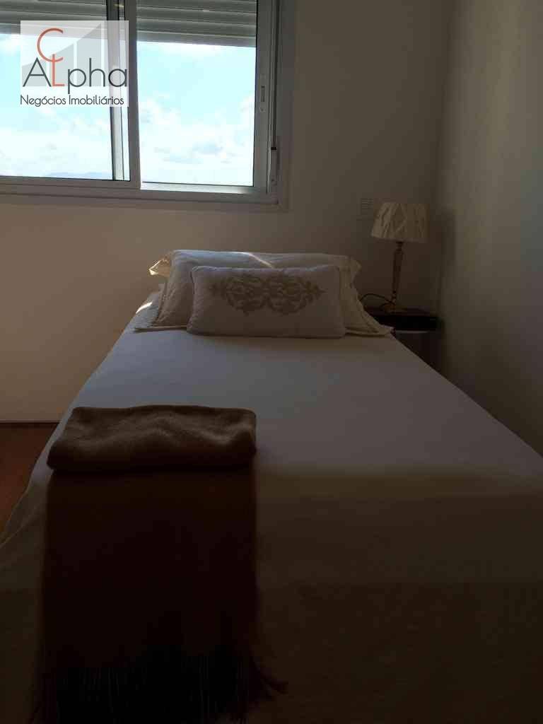 Apartamento à venda com 3 quartos, 202m² - Foto 30