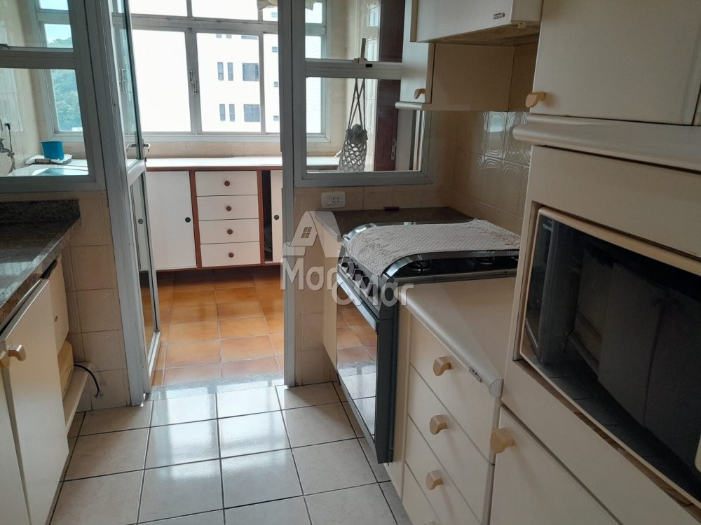 Apartamento à venda com 3 quartos, 170m² - Foto 15