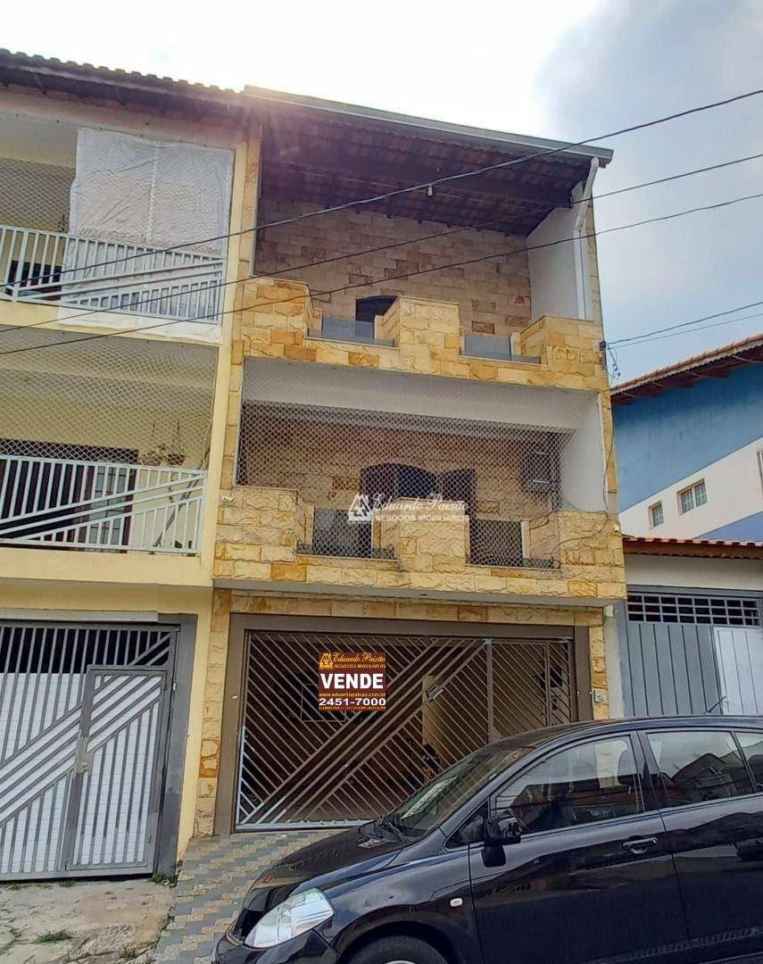 Sobrado à venda com 3 quartos, 224m² - Foto 1