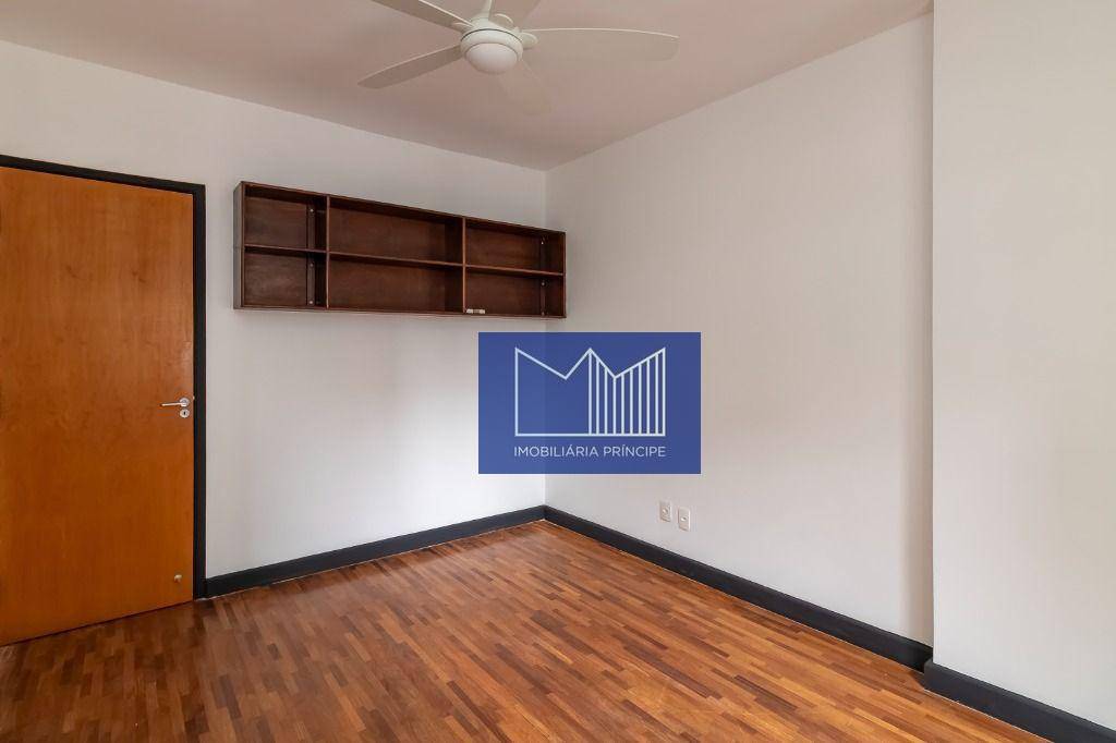 Apartamento para alugar com 2 quartos, 110m² - Foto 33