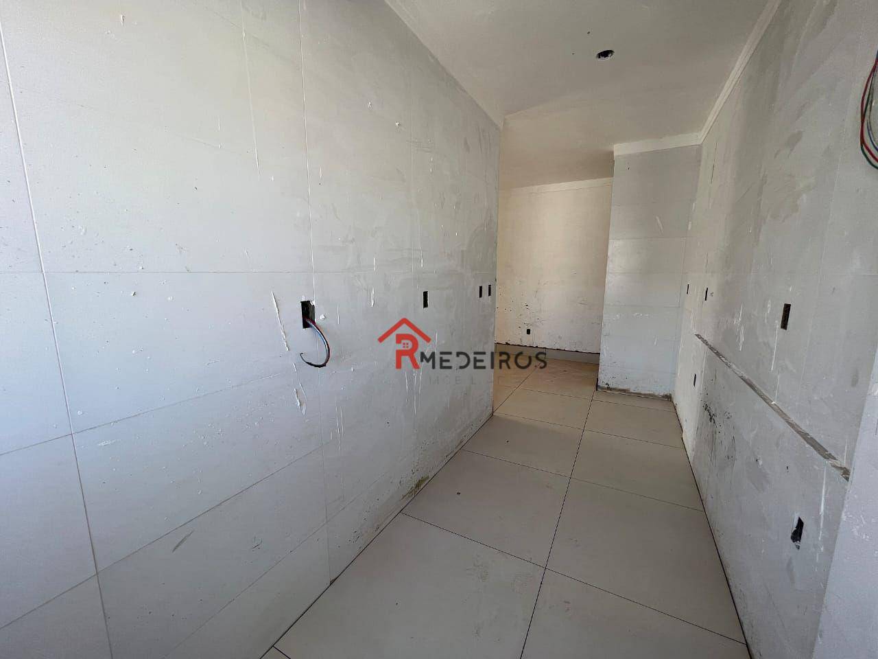 Apartamento à venda com 2 quartos, 78m² - Foto 17