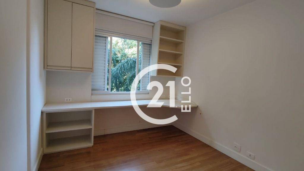 Apartamento para alugar com 3 quartos, 200m² - Foto 15