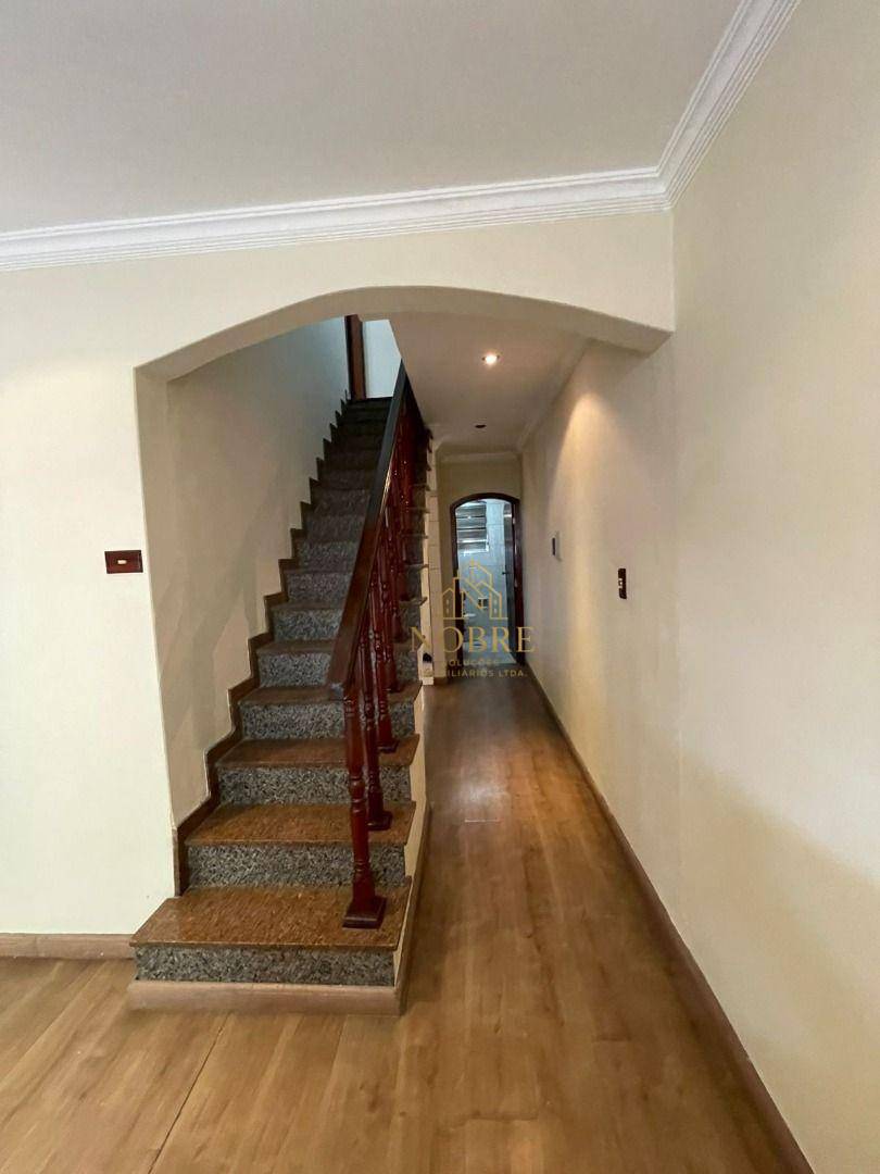 Casa, 3 quartos, 151 m² - Foto 1