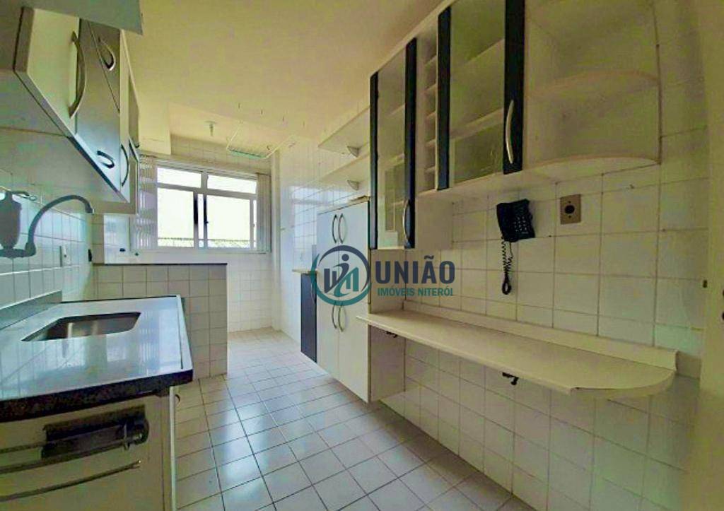 Apartamento à venda com 2 quartos, 60m² - Foto 7