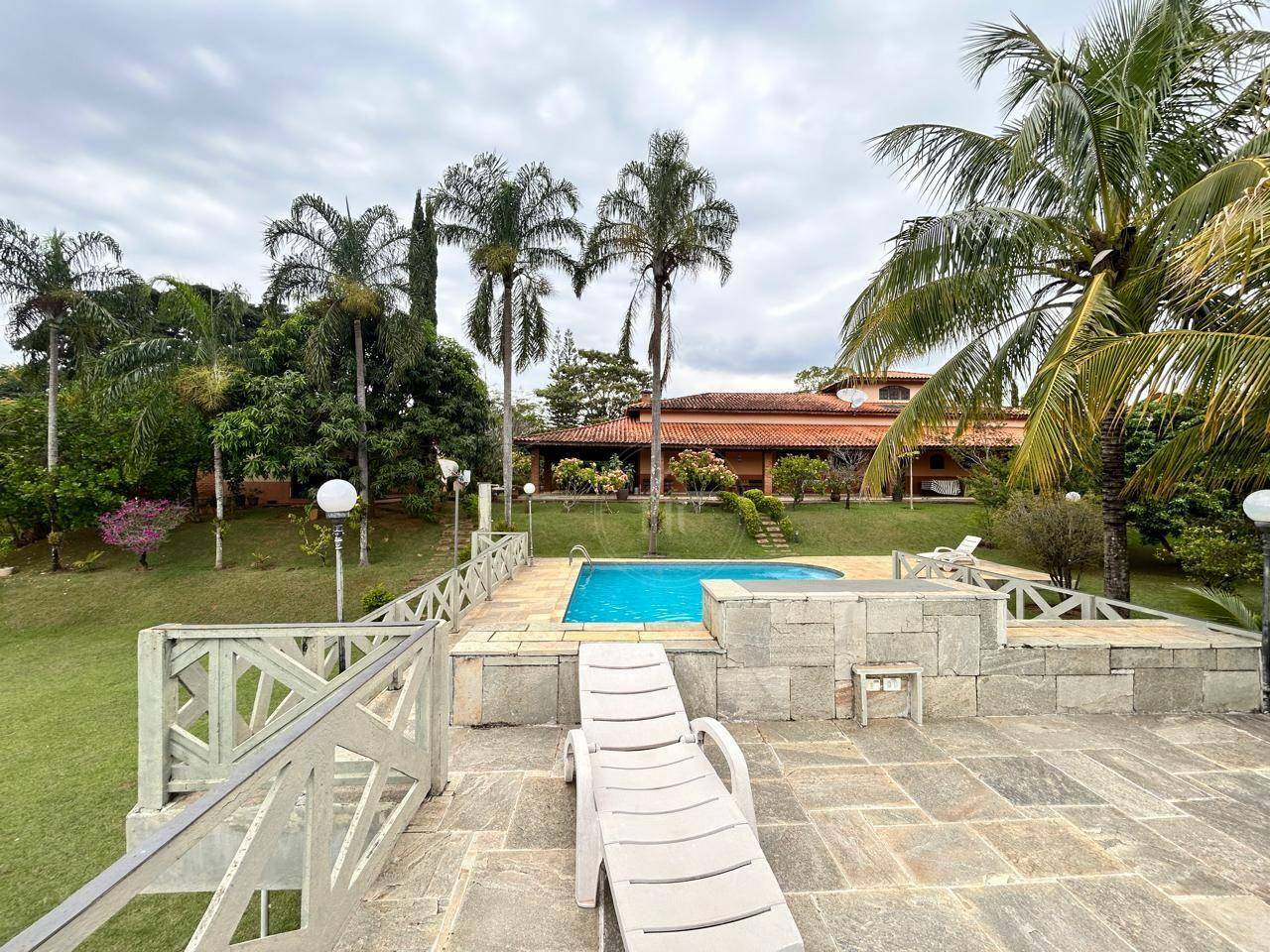 Chácara à venda e aluguel com 4 quartos, 448m² - Foto 23