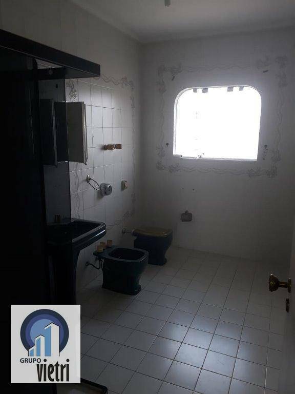 Sobrado à venda com 3 quartos, 200m² - Foto 39