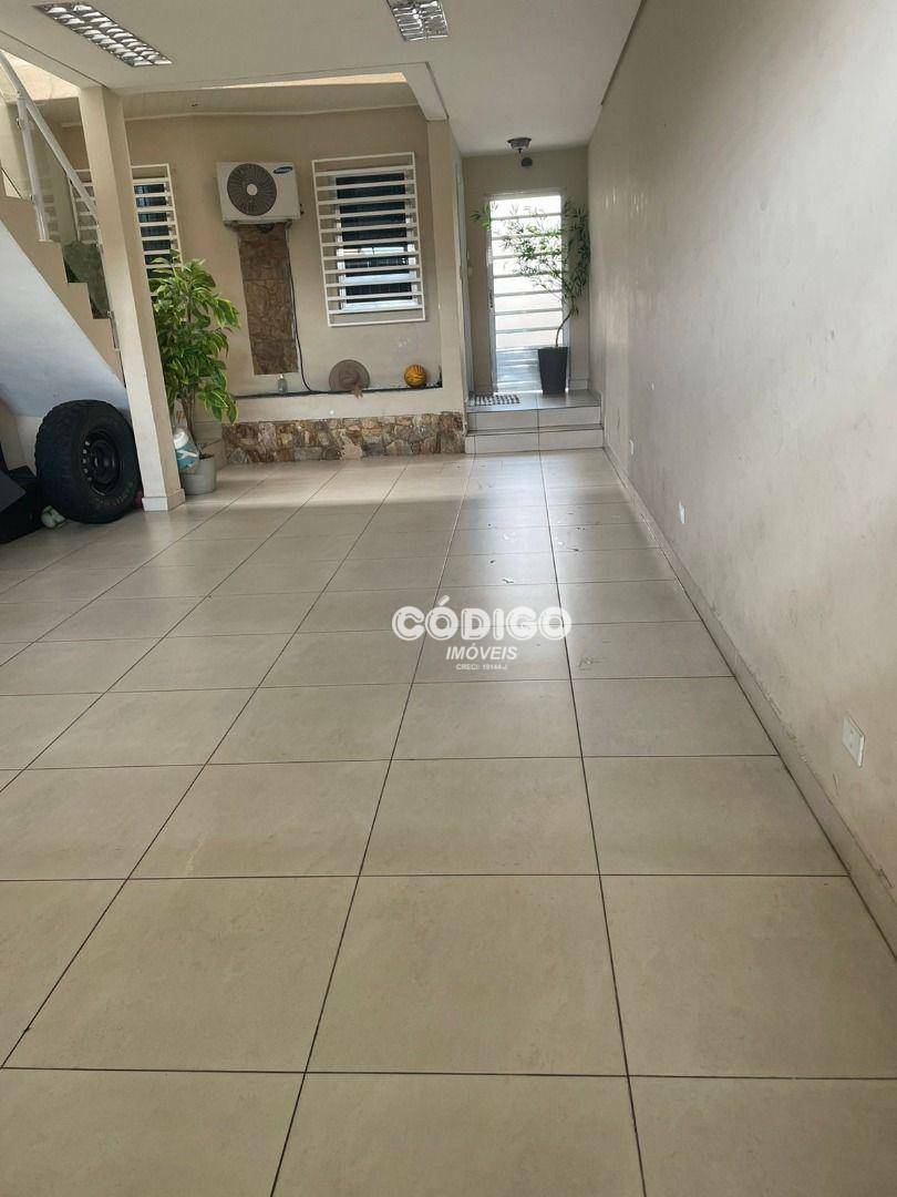 Sobrado à venda com 3 quartos, 190m² - Foto 17