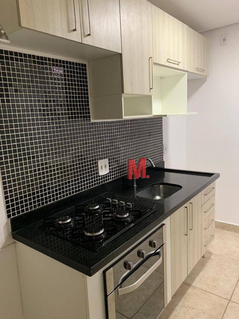 Apartamento à venda com 2 quartos, 45m² - Foto 4