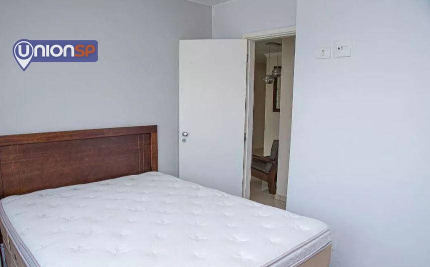 Apartamento à venda com 2 quartos, 70m² - Foto 7