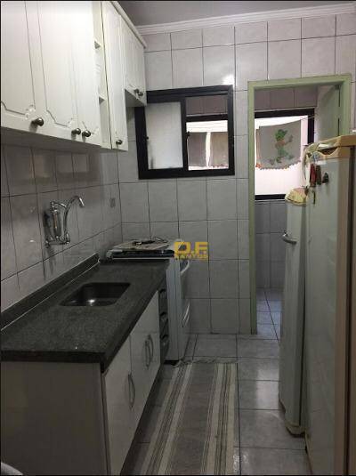 Apartamento à venda com 2 quartos, 1m² - Foto 11