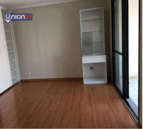 Apartamento à venda com 2 quartos, 84m² - Foto 4