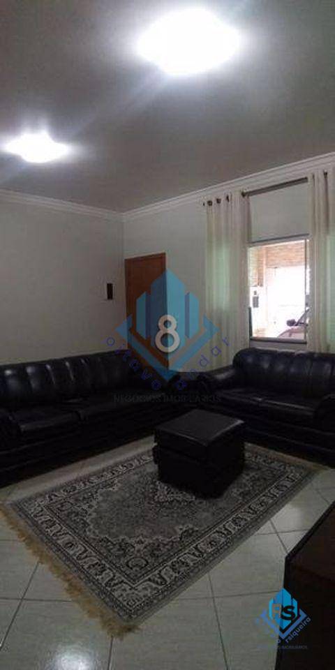 Casa à venda com 4 quartos, 300m² - Foto 3