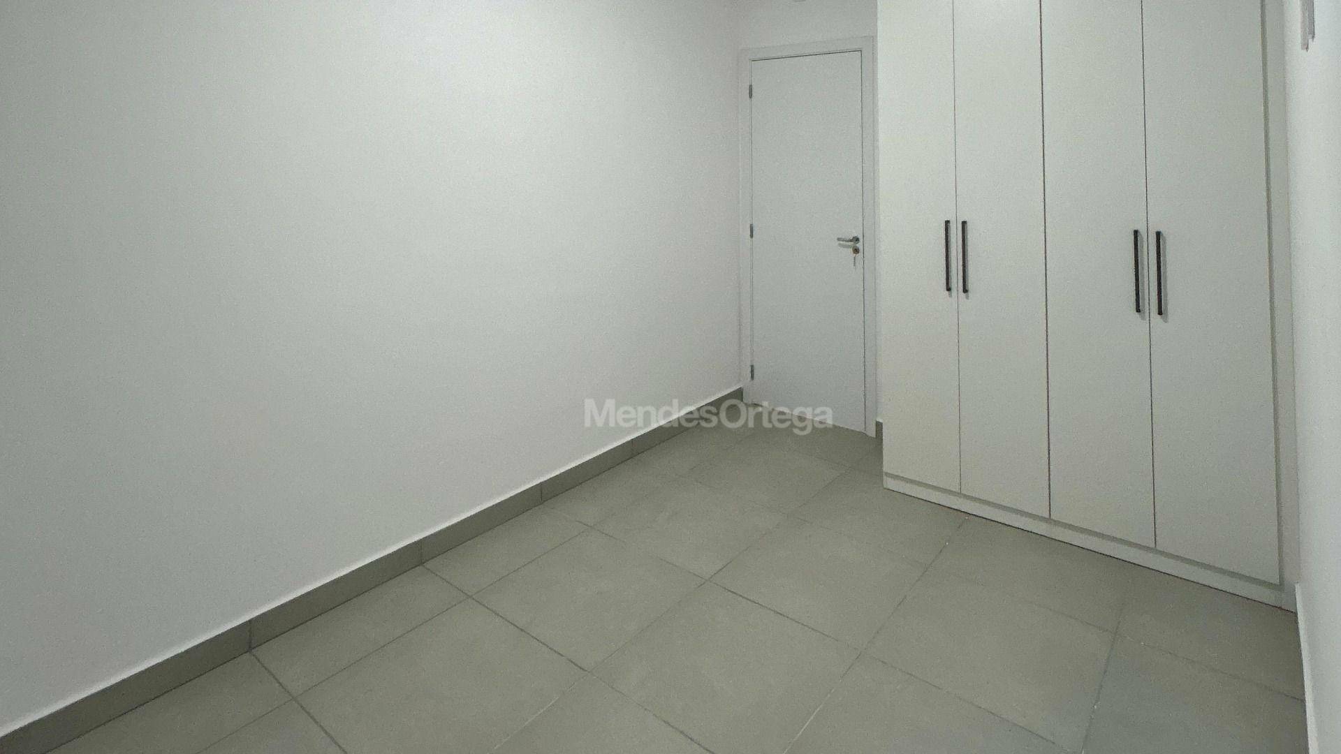 Apartamento para alugar com 2 quartos, 76m² - Foto 18