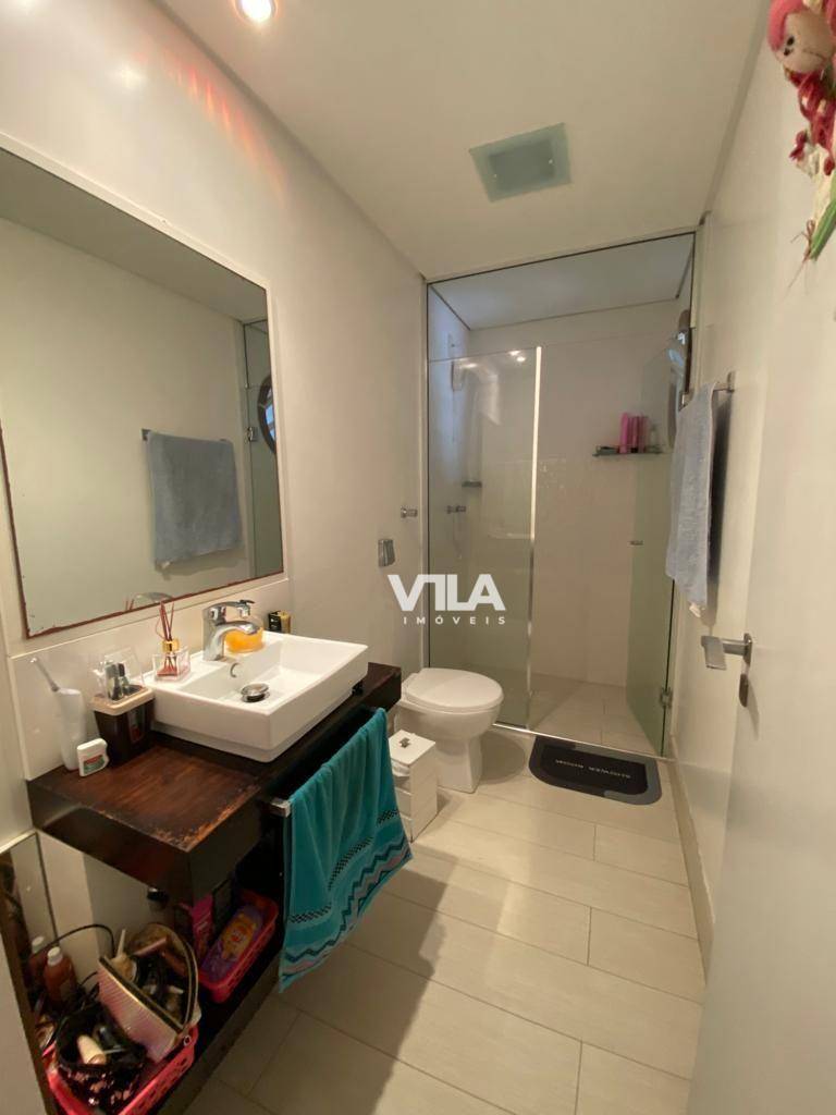 Casa à venda com 4 quartos, 219m² - Foto 18