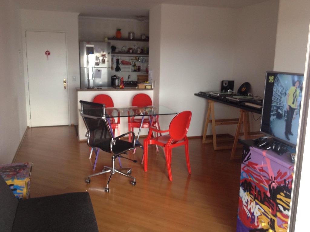 Apartamento à venda com 2 quartos, 56m² - Foto 1