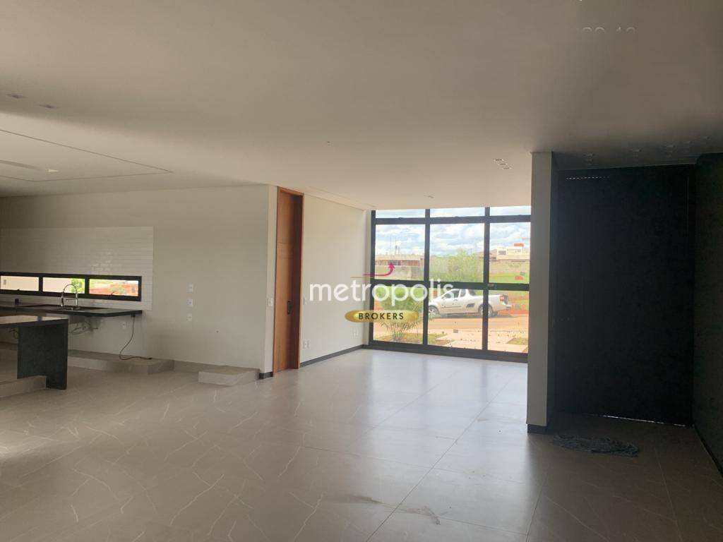 Casa de Condomínio à venda com 3 quartos, 277m² - Foto 3