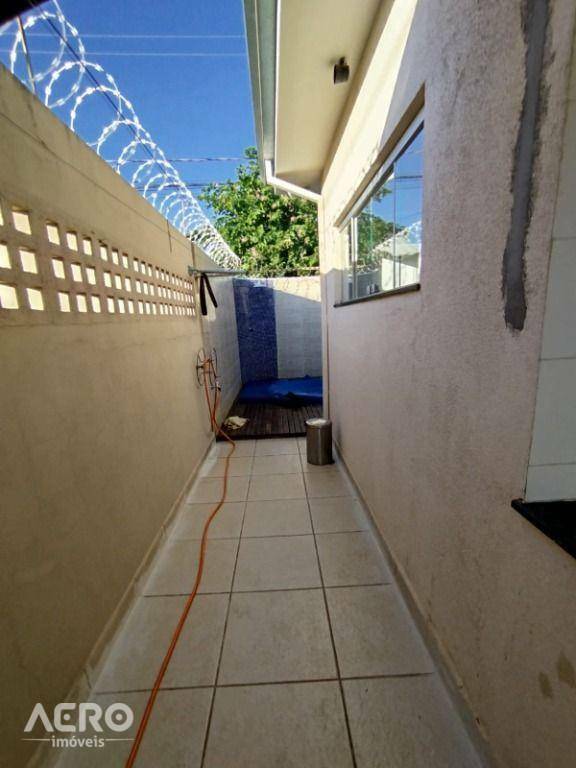 Casa para alugar com 3 quartos, 210m² - Foto 14