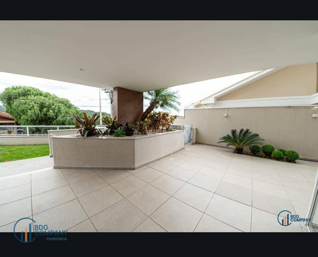 Apartamento à venda com 2 quartos, 69m² - Foto 3