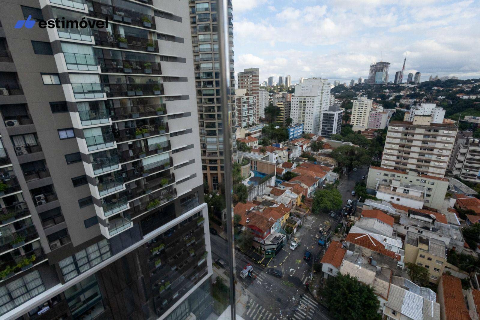 Apartamento para alugar com 3 quartos, 135m² - Foto 5
