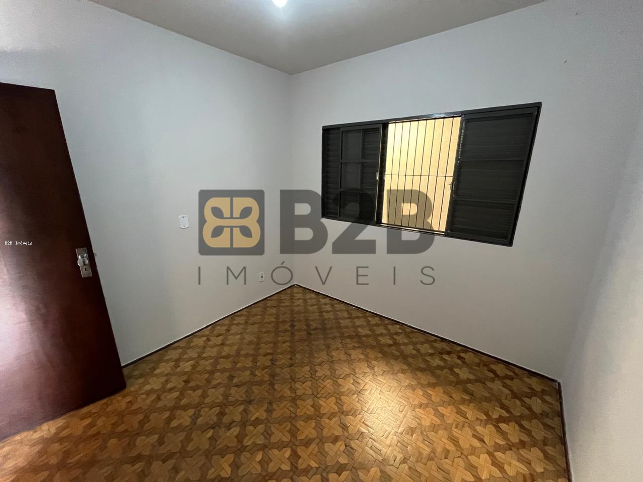 Casa à venda com 3 quartos, 169m² - Foto 9